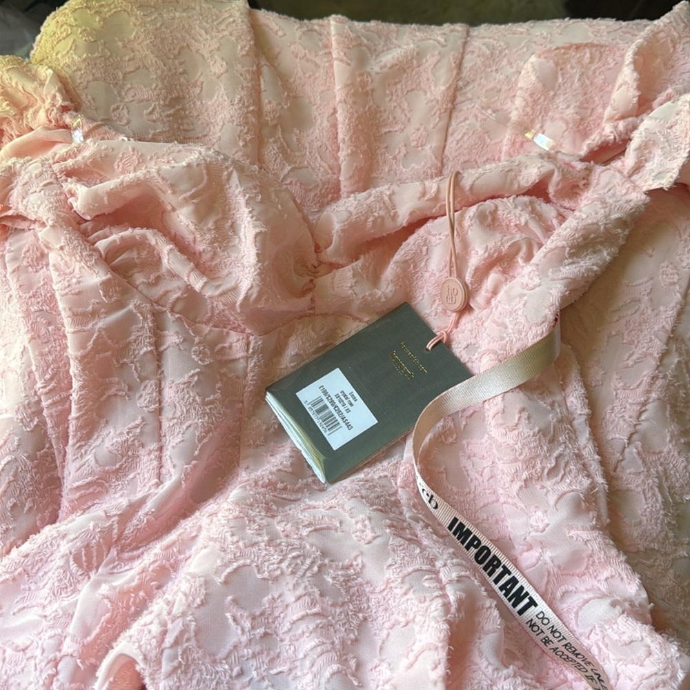 HOUSE OF CB 'Emma' Perfectly Pink Floral Jacquard Midi Dress NWOT - Picture 8 of 8